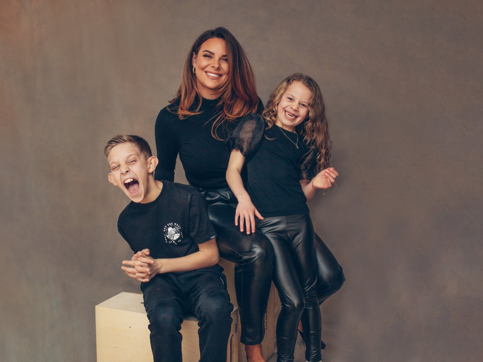 How Momtrepreneurs Can Still Thrive Whilst Working From Home Through The COVID-19 Chaos #BEYOUROWN #BEYOUROWNBOSS