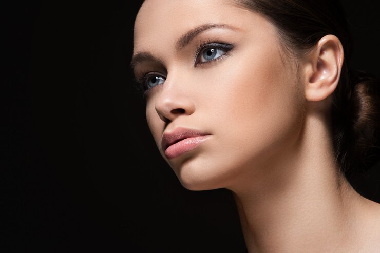 beautiful-girl-with-perfect-face_144627-11910